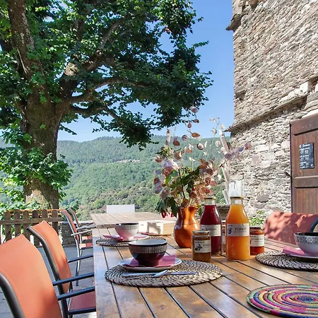 Bed & Breakfast Et Table D'hotes De Vernet