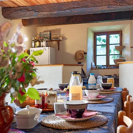 Et Table D'hotes De Vernet 3*