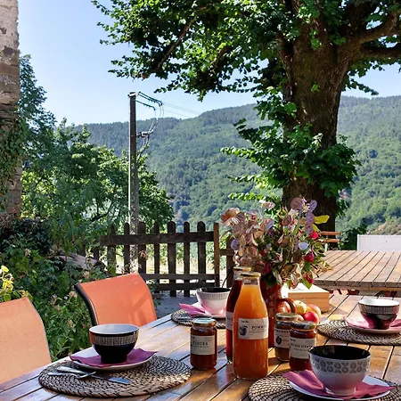 Panzió Et Table D'hotes De Vernet 3*